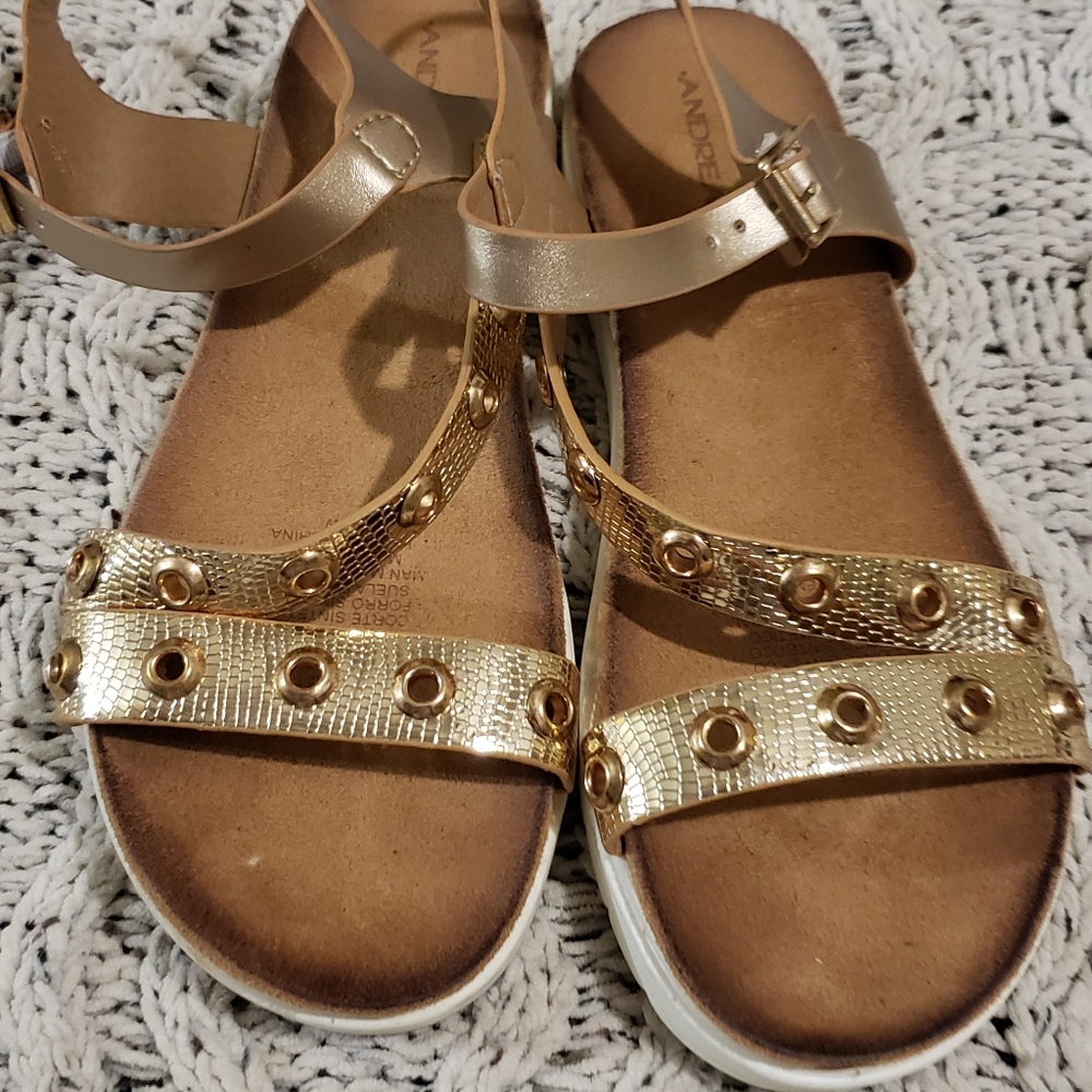 Andrea Beautiful sandals size 8.5